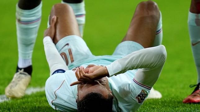 ¡Alarma <i>Mbappé</i>: lesionado!
