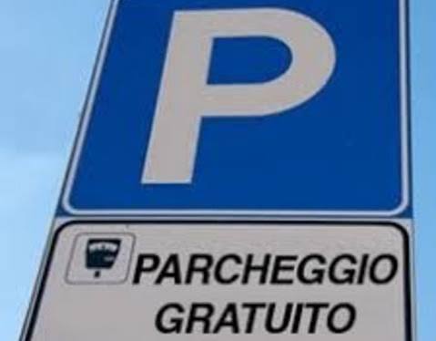 Se l’automobilista avesse diritto al parcheggio gratis perché paga il <i>bollo</i>, allora il cittadino ha...