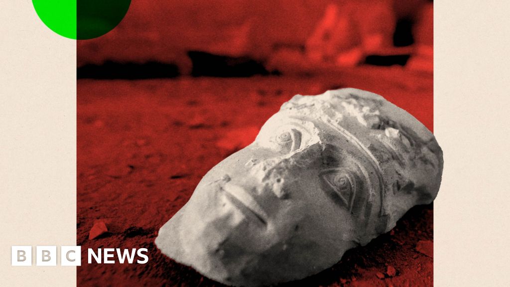 Cultural treasures are being destroyed by <i>war</i>, and people want justice