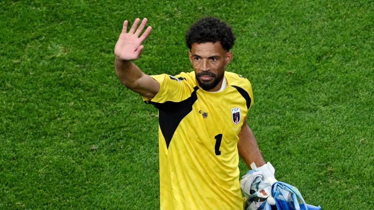 ¡Falló el mejor! Vozinha, portero sensación del Mundial 2026, comete grave error en derrota de Cabo...