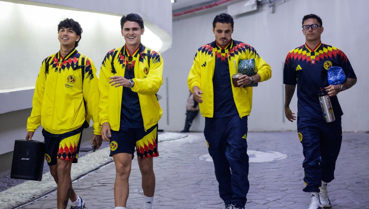 América: Esto hará Guillermo Almada con Carlos Álvarez para hacerlo el héroe del Clásico <i>Nacional</i>