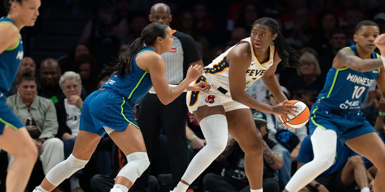 Aliyah Boston suffers 'flare-up' injury as playoffs loom for <i>Indiana</i> Fever