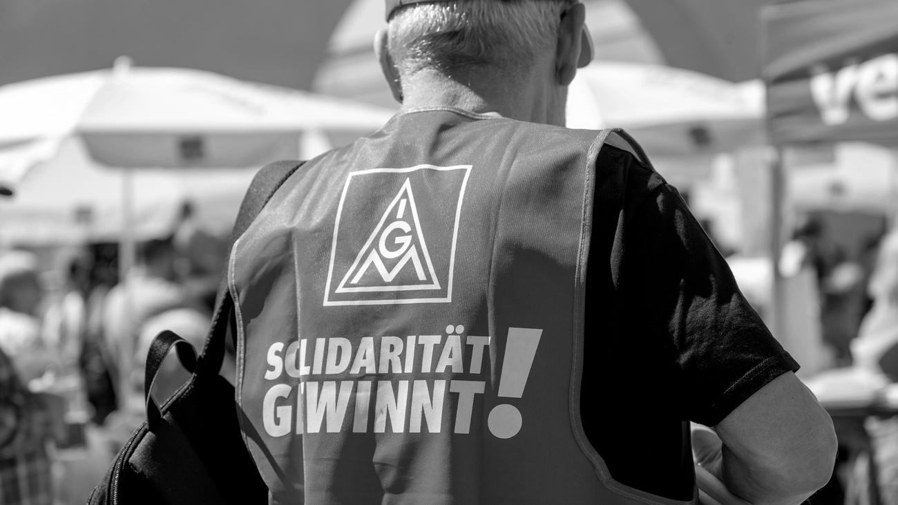 Nachrichtenpodcast: Gesundheit, <i>Rente</i>, Arbeit - müssen Reformen immer Kürzungen sein?