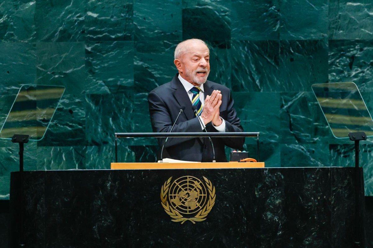 Sob aplausos na ONU, Lula dispara recado a Trump: “o Brasil não cabe no quintal de <i>ninguém</i>”