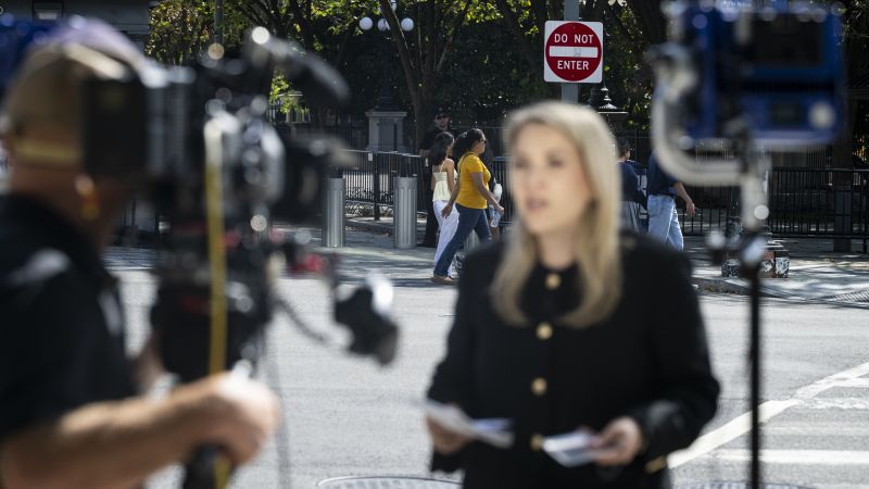 White <i>House</i> strips CNN of TV pool assignment as Trump’s press ban escalates | CNN Business