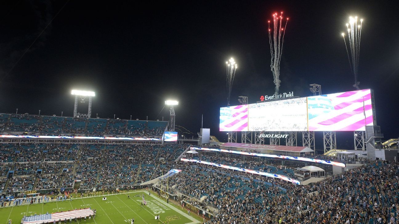 NFL changes rules governing videoboards after ex-coach's viral <i>post</i>